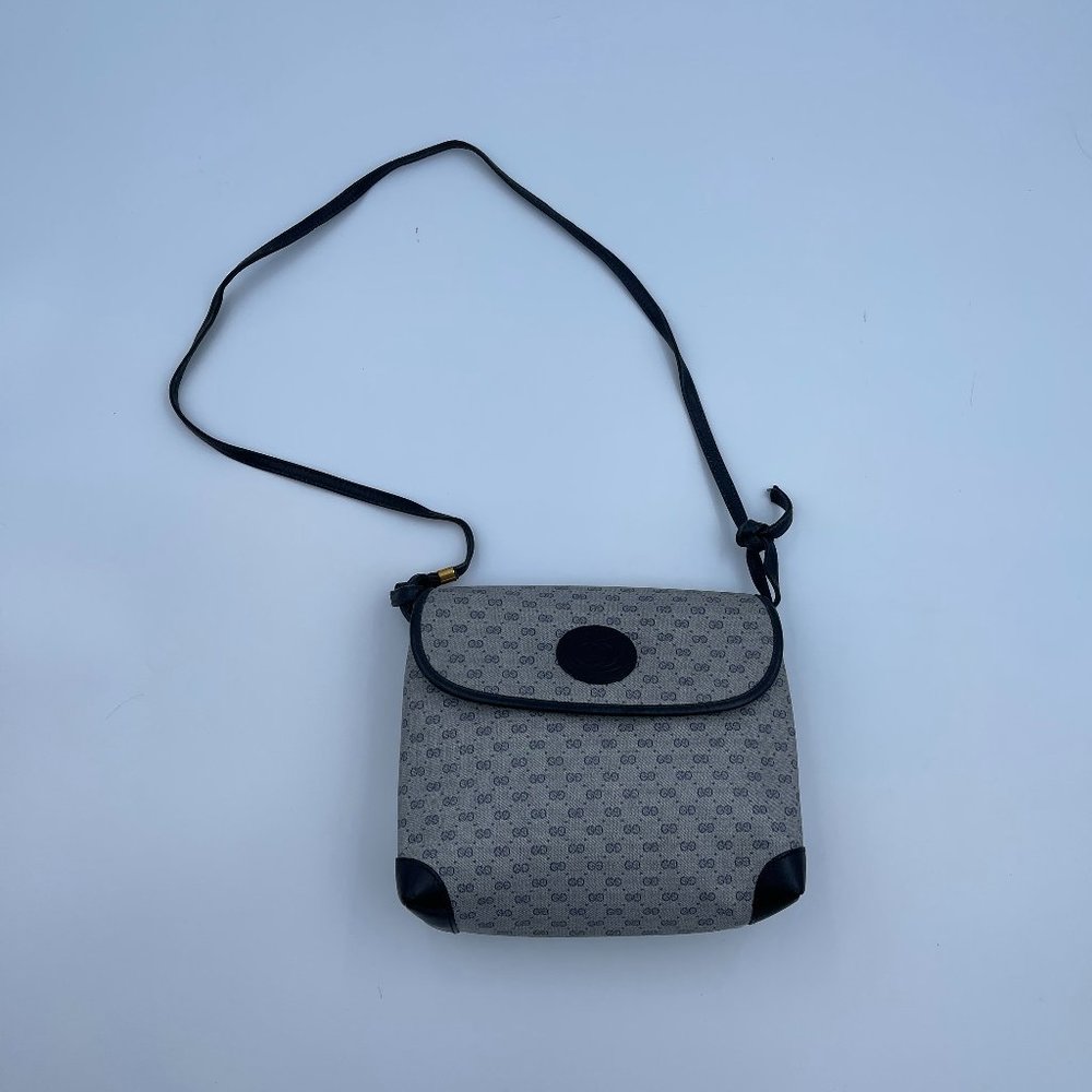 GUCCI GRAY BLUE SLING BAG